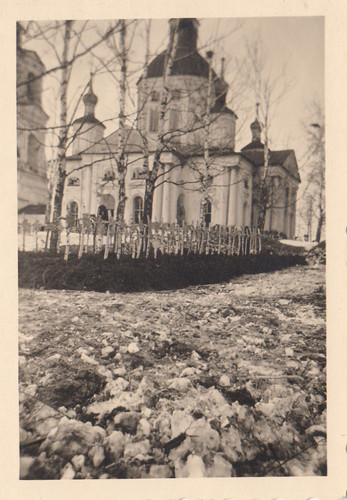 357. Heldengräber IR.9 orthodoxe Kirche Ukraine.jpg