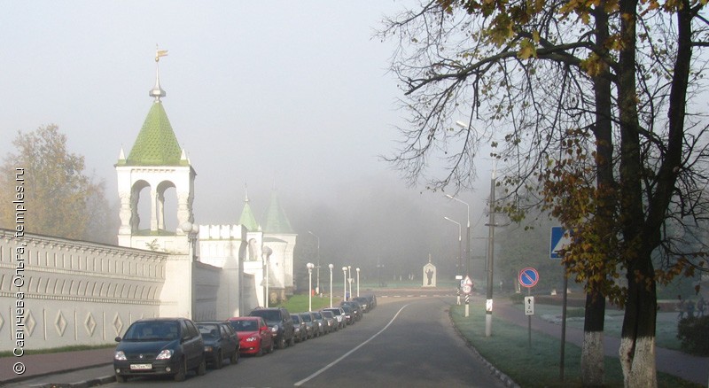 Площадь святителя Николая Дзержинский