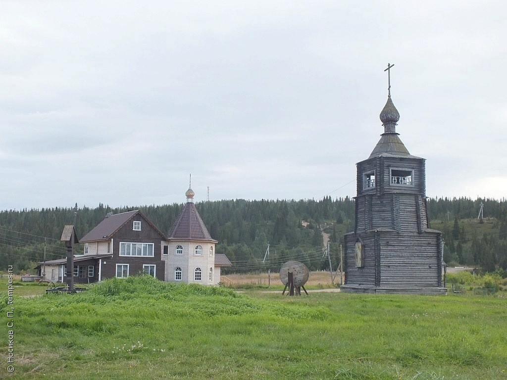 Мурманская область Терский район Варзуга Церковь Успения Пресвятой  Богородицы Уолокольня Дом Фотография