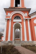 Нижний ярус колокольни Петропавловской церкви в Петровском (г. Лыткарино) Московской области.