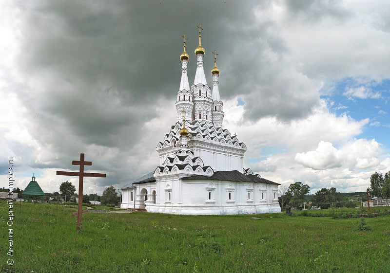 Трехшатровая Церковь Одигитрии в Вязьме