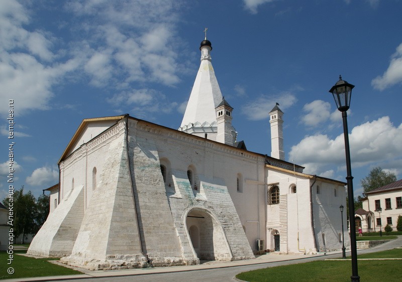 Старицкий Успенский монастырь Введенская Церковь