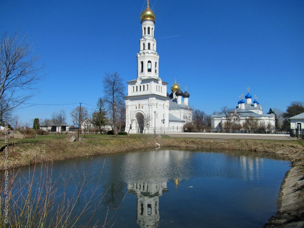 Храмовый комплекс Завидово колокольня арка