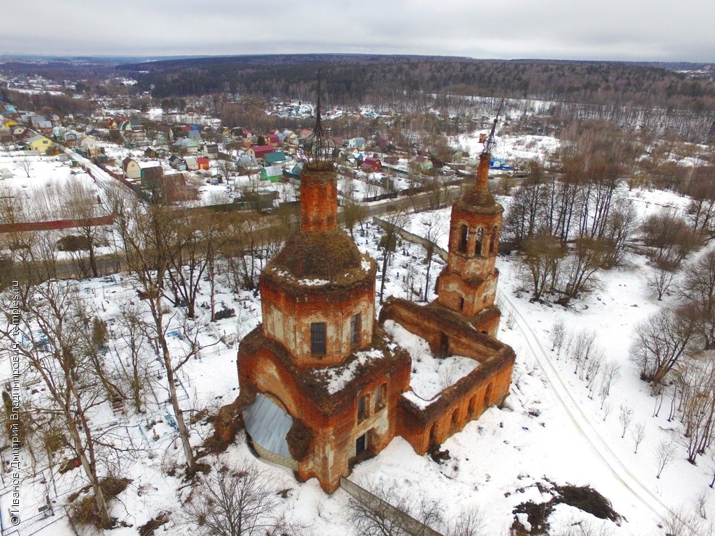 Храм Георгия Победоносца зимой