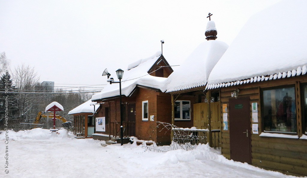 Пл Зеленоградская храмы