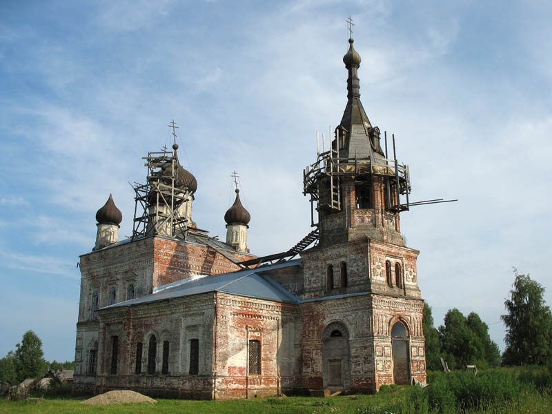 Церковь Троицы Живоначальной Костромская область