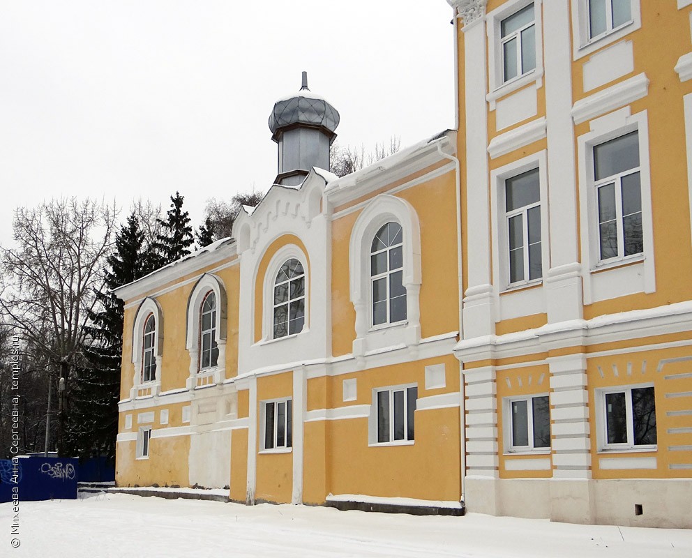 Пенза Архиерейский дом Церковь Иннокентия, епископа Пензенского Фотография