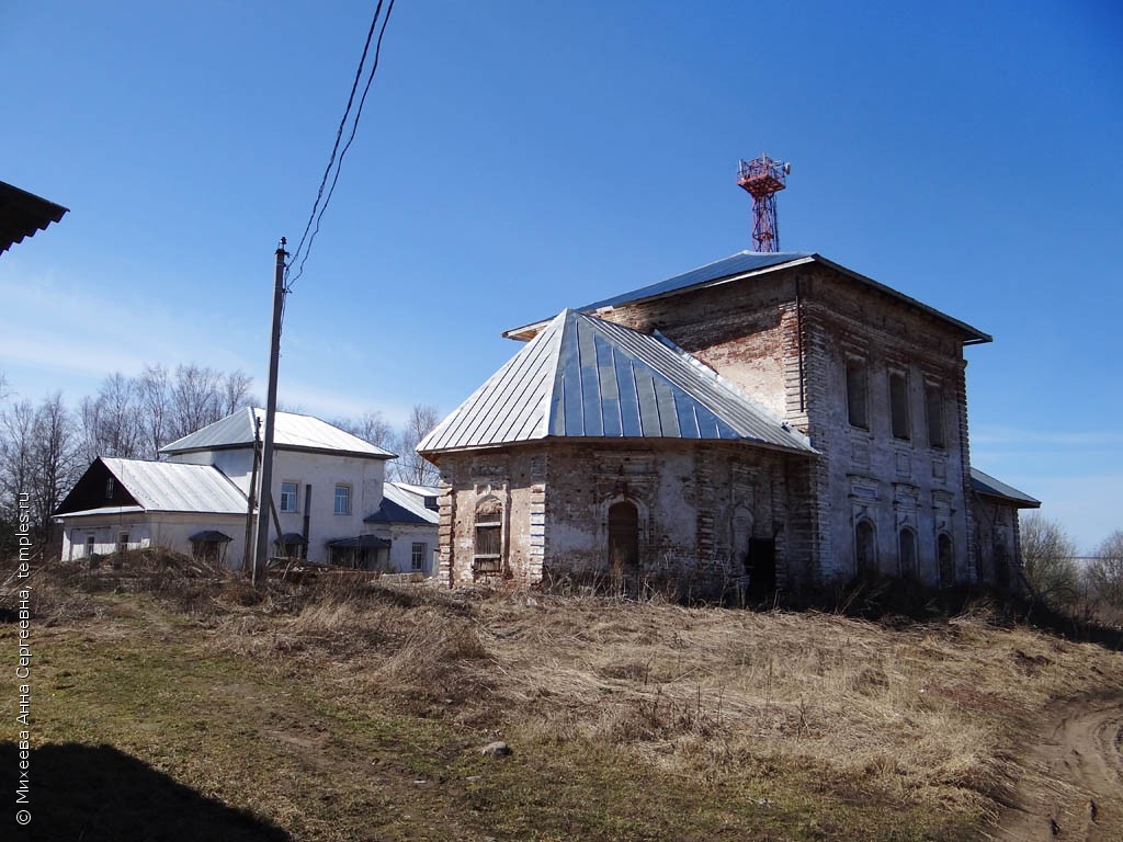 Вологодская область Череповецкий район Мякса Церковь Преображения Господня  Церковь Рождества Христова Фотография