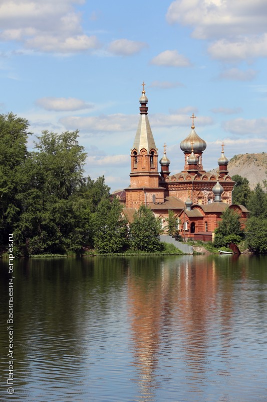 Троицкий храм Сатка