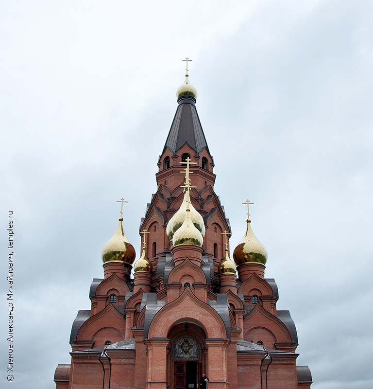 Храм Крестовоздвиженский в Лесосибирске внутри