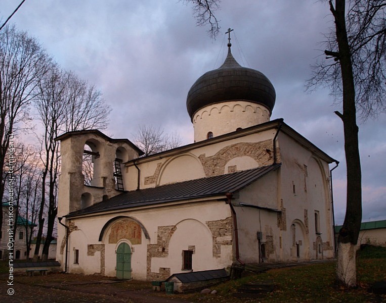 Спасо Преображенский собор Мирожского монастыря плинфа