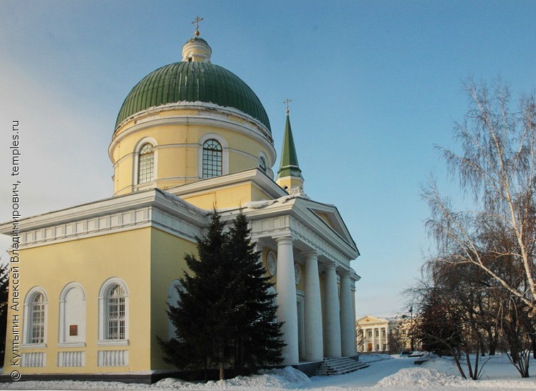 Никольский собор ночью Омск