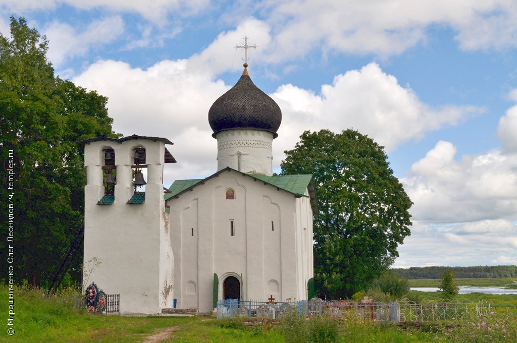 Крест княгини Ольги в Пскове