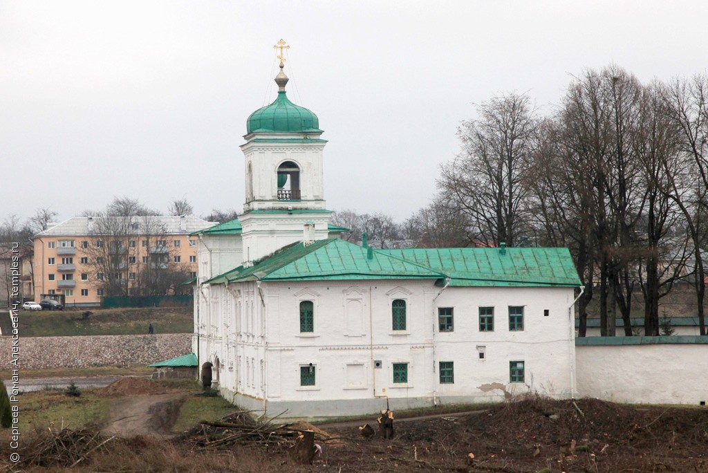 Братский корпус Мирожского монастыря Псков