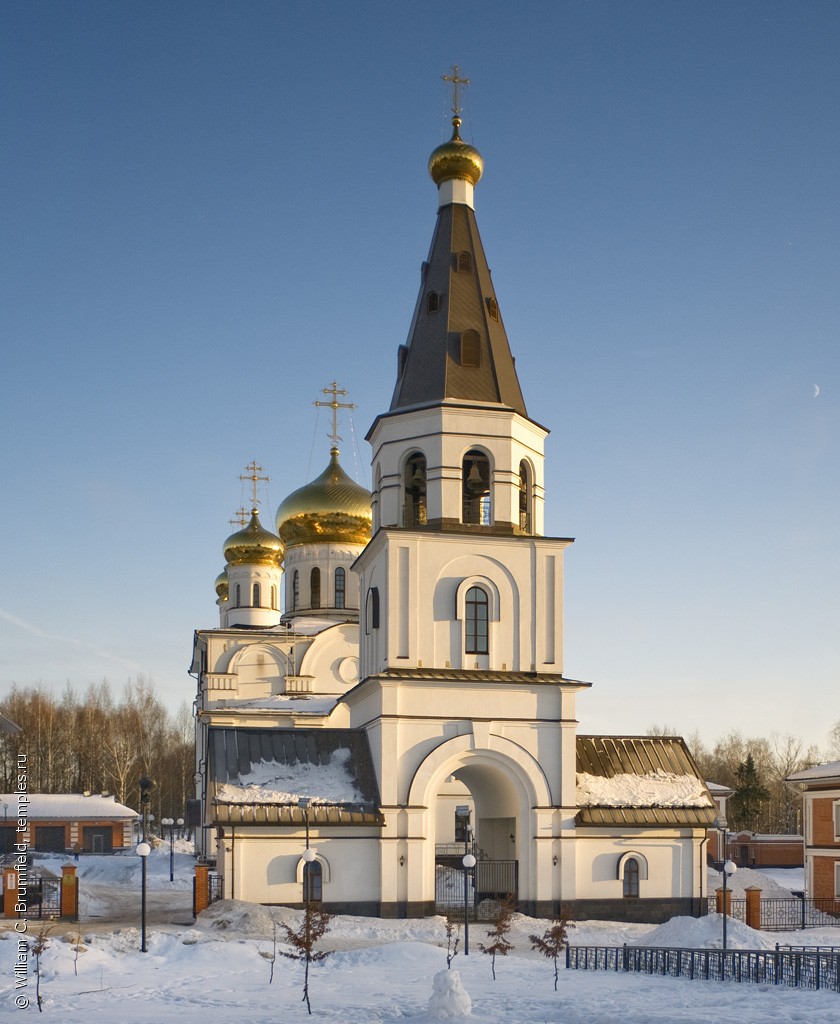 Воскресенский собор колокольня Череповец