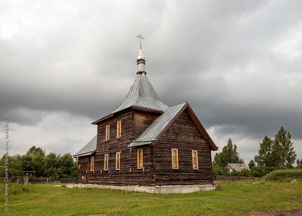 Православный сельский храм