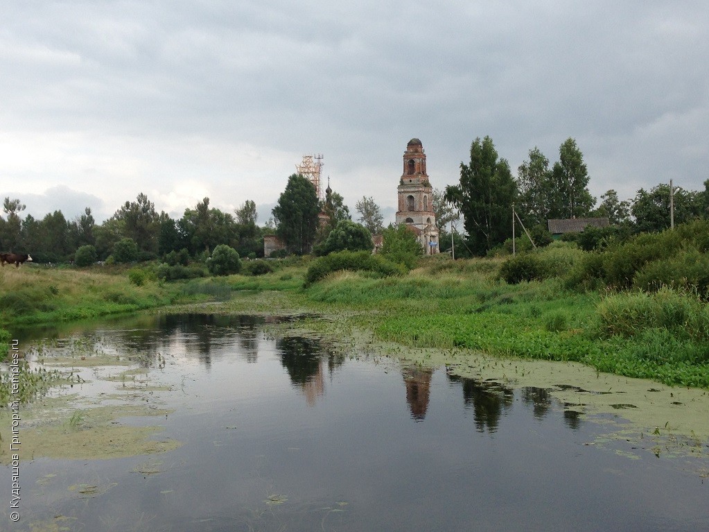 Ярославская область деревня река Церковь