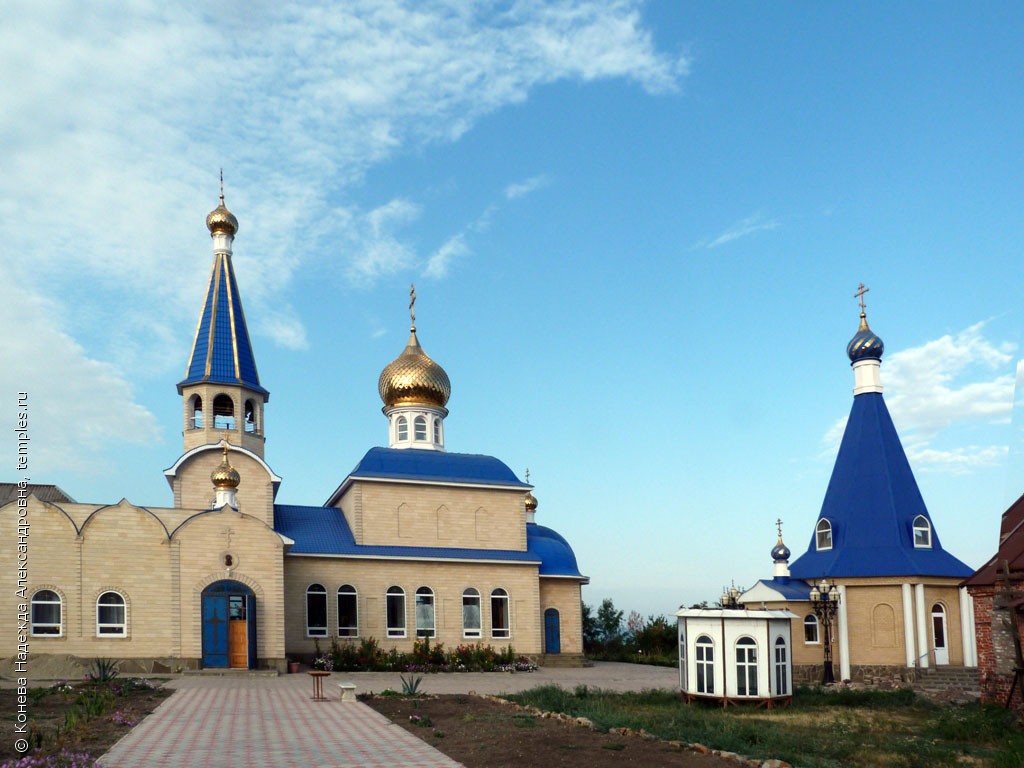 Краснодарский край Ейский район Ейск Церковь Введения Пресвятой Богородицы  во Храм Часовня Георгия Победоносца Фотография