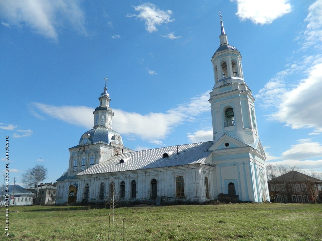 Кировская область Уржумский район Петровское Церковь Петра и Павла  Фотография