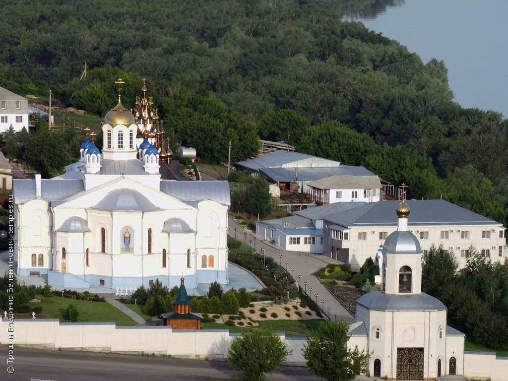 Волгоградская область Серафимовичский район Серафимович  Спасо-Преображенский Усть-Медведецкий монастырь Собор Иконы Божией Матери  Казанская Церковь Николая Чудотворца Фотография