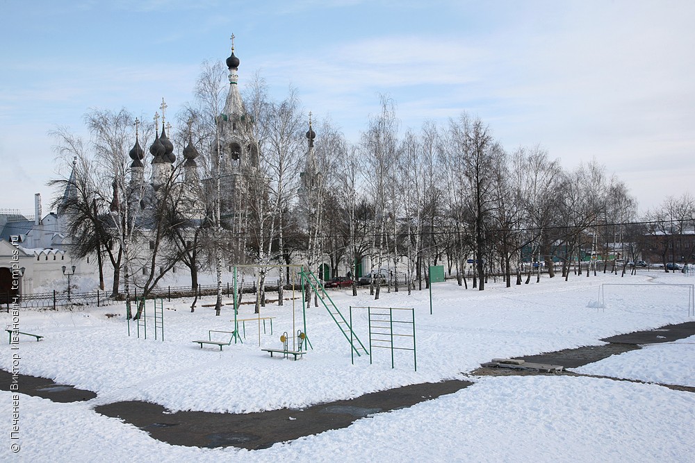 Муром Троицкий монастырь зимой