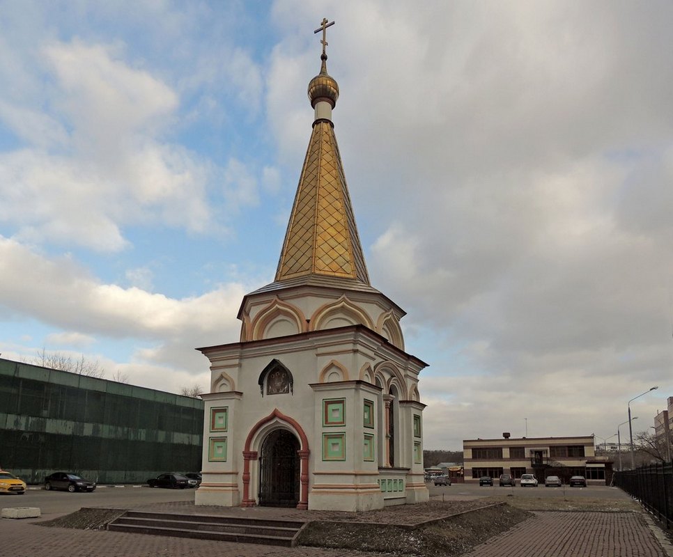 Часовня в городе Кирове красивое фото