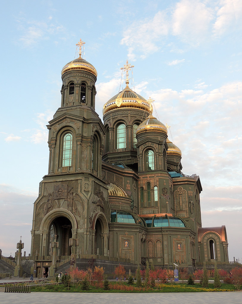 Храм Воскресения Христова Подмосковье территория