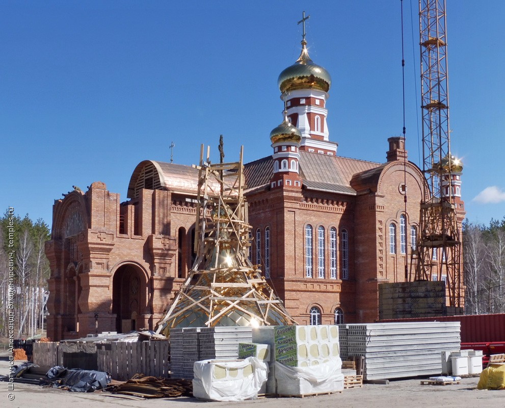 Свердловская область Верхняя Пышма Среднеуральский монастырь  Среднеуральский монастырь Иконы Божией Матери Спорительница Хлебов  Фотография