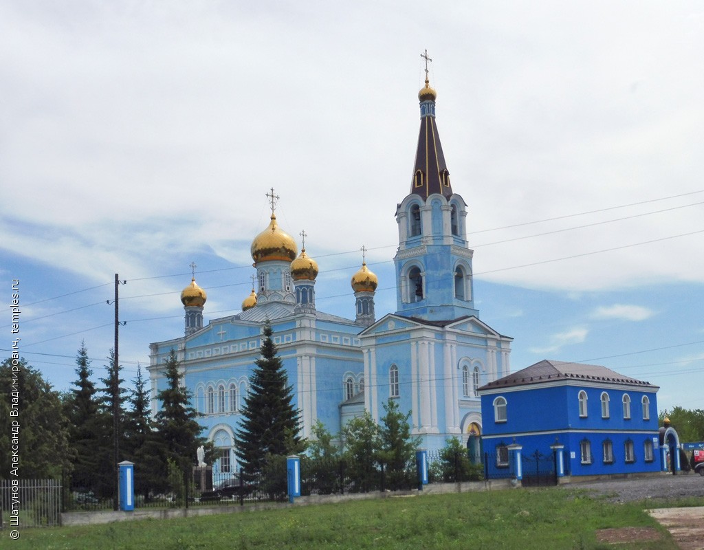 Свердловская область Каменск-Уральский Церковь Покрова Пресвятой Богородицы  Фотография