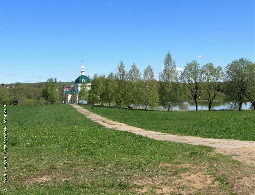 Церковь Архангела Михаила в Десне